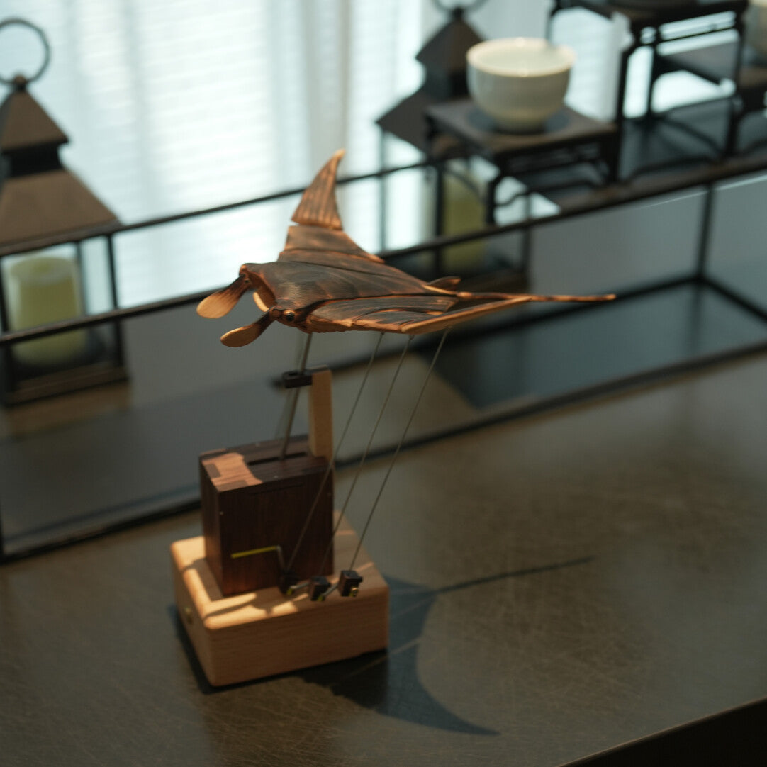 Handcrafted Wooden Manta Ray Automaton — Kinetic Desk Sculpture | CHAMELEON